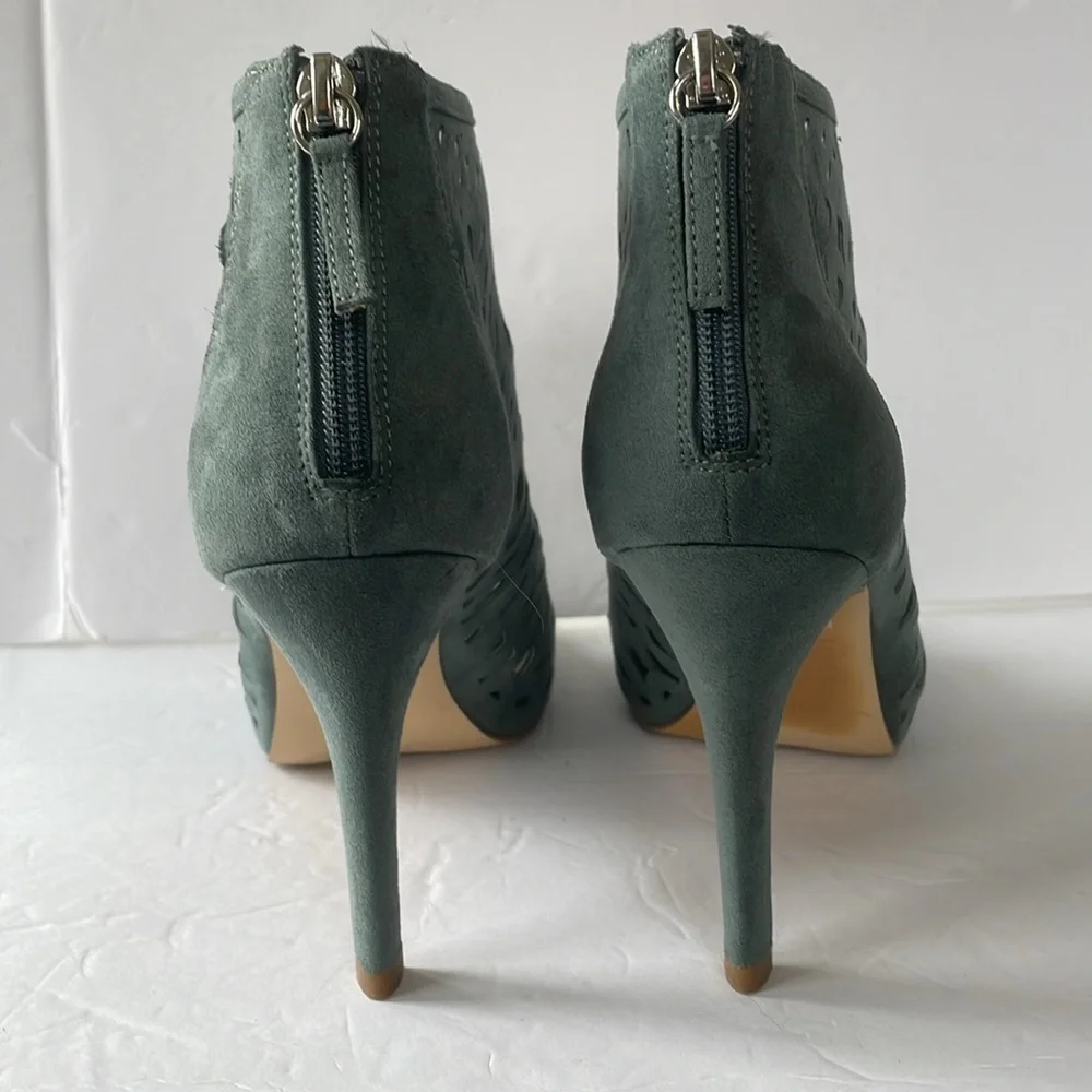 WHBM STACEY WINTERGREEN LASER-CUT BOOTIES